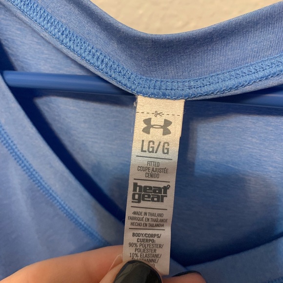 Under Armour Women’s Heat Gear ISO-CHILL Shirt - Picture 2 of 3